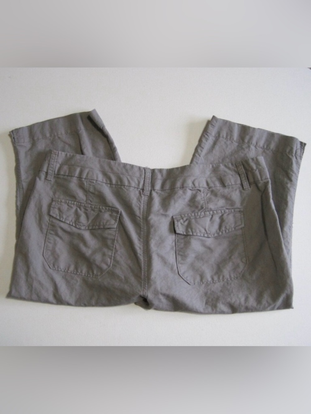 Old Navy long Bermuda gray shorts sz 14